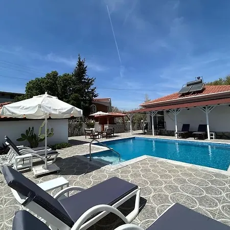 Yolo Private Pool Vila Dalyan